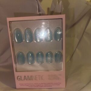 Glamnetic Subzero Blue Winter Design